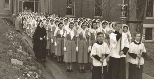 Procession to the ground breaking for the Shrine of Saint Rose Philippine Duchesne on April 18, 1951. Lillian Conaghan, RSCJ (far left).