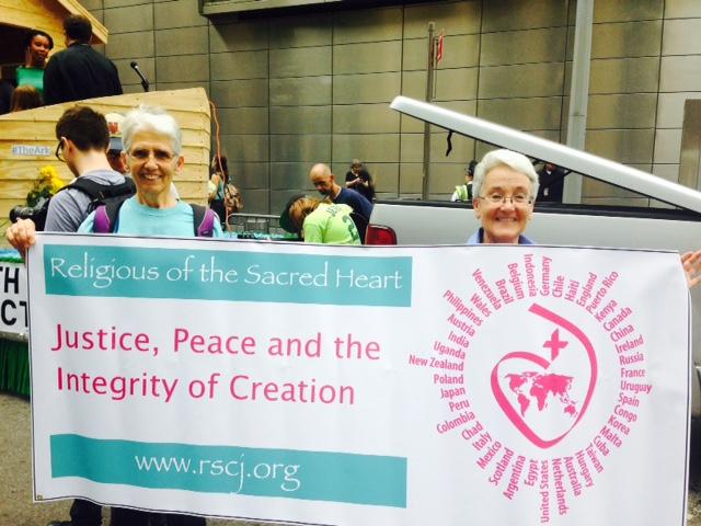 Sisters Gwen Hoeffel and Diane Roche at the People's Climate March in NYC