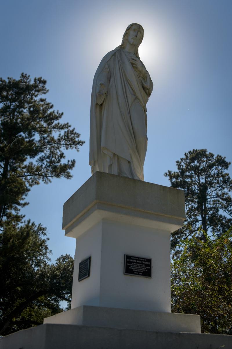 Photo of the gardens at the Schools of the Sacred Heart at Grand Coteau